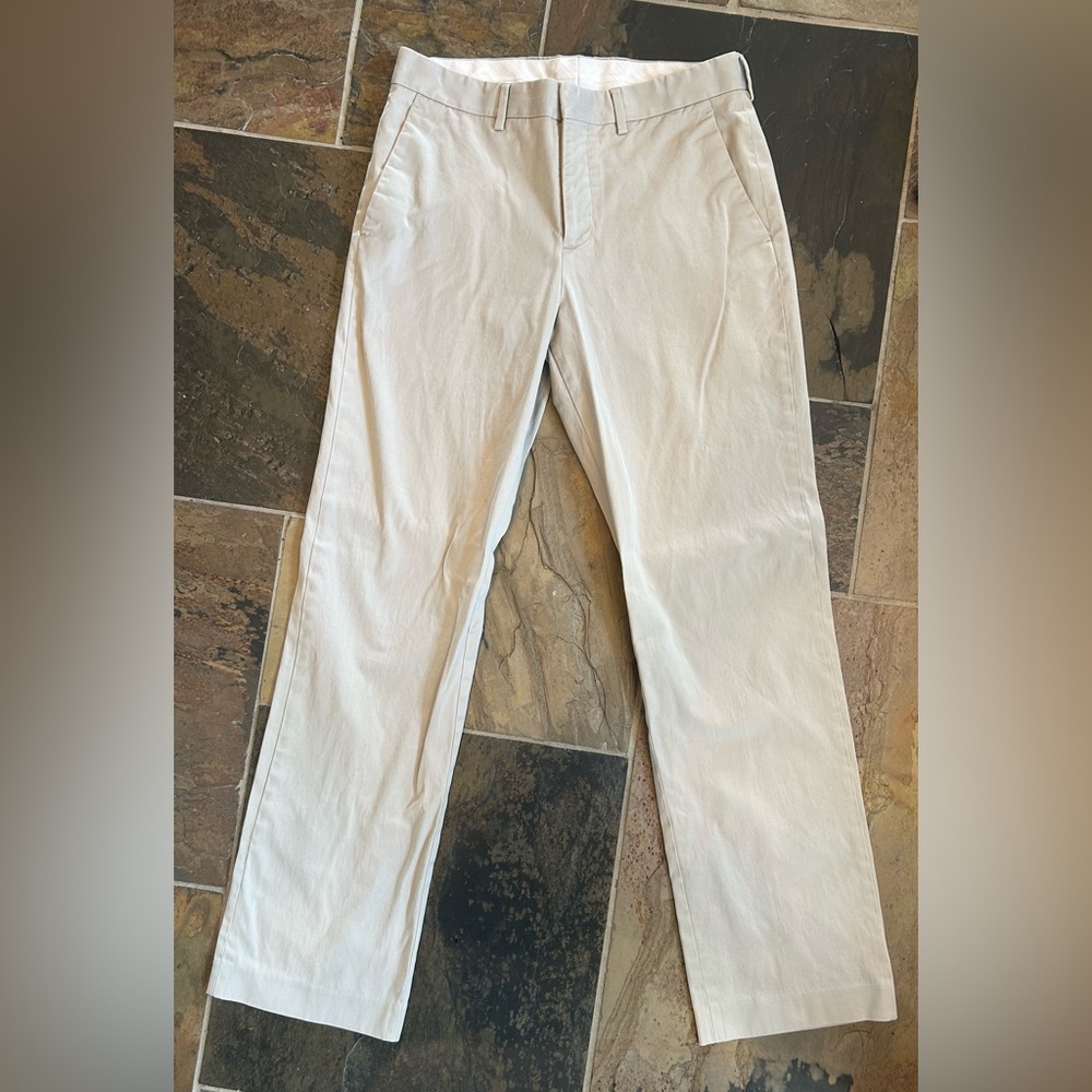 Mens 30 x 32 Express “Producer” Flat Front Slim Fit khakis